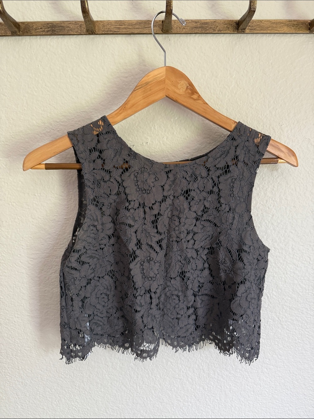 Jenny Yoo Lace Cropped Tank Top - Charcoal Gray